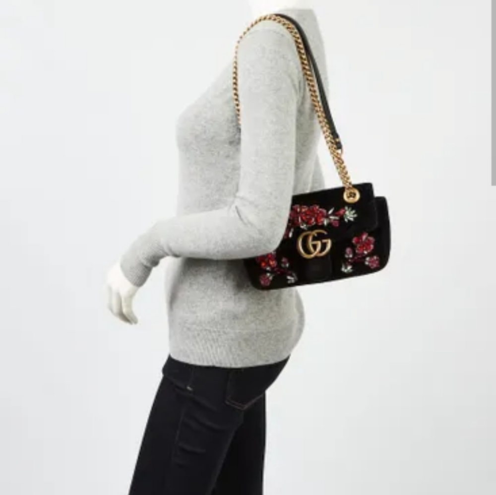 Gucci Marmont Velvet Shoulder Bag - Picture 16 of 16